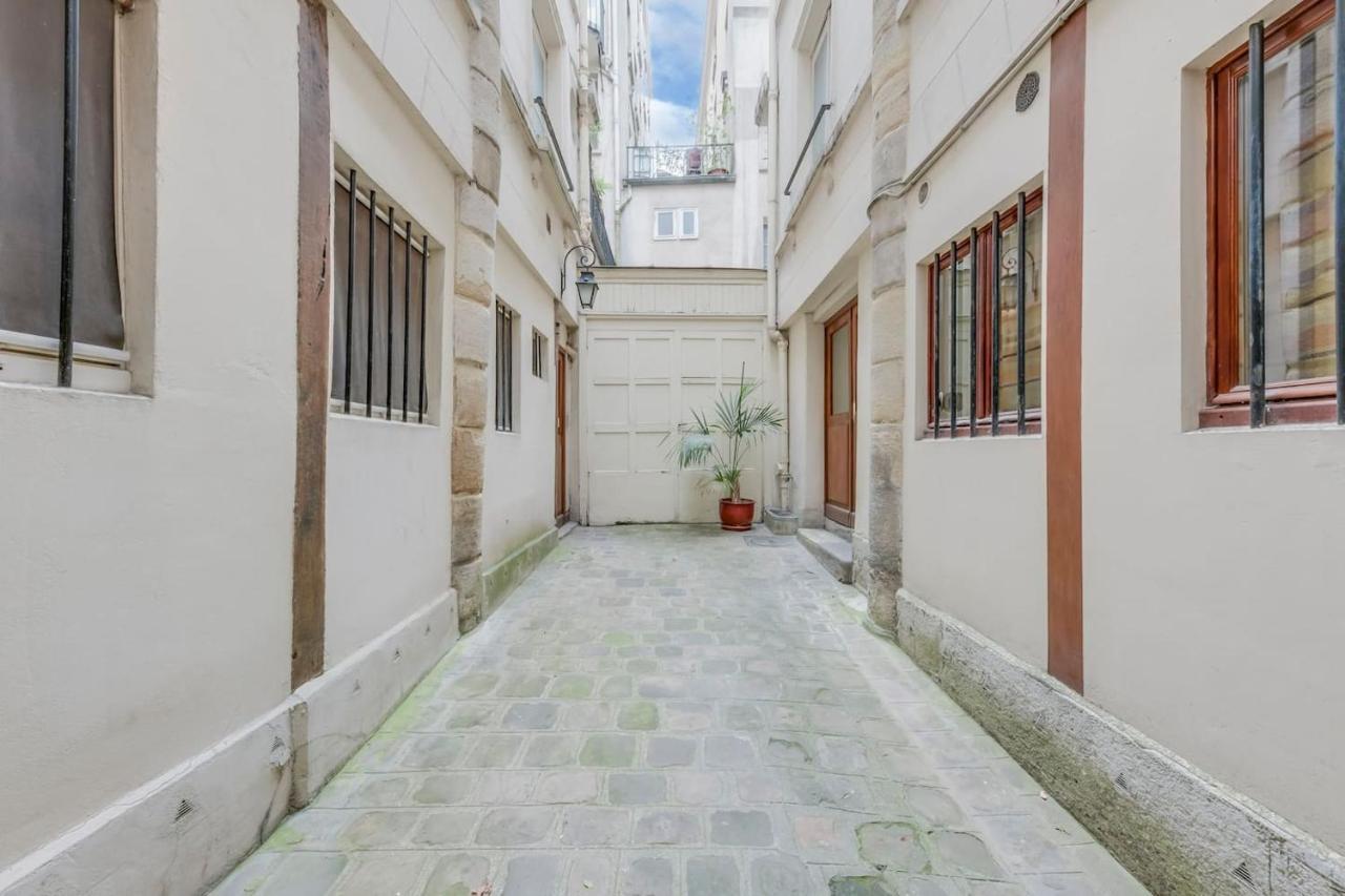 Unit 015 Notre Dame Apartment Париж Екстериор снимка